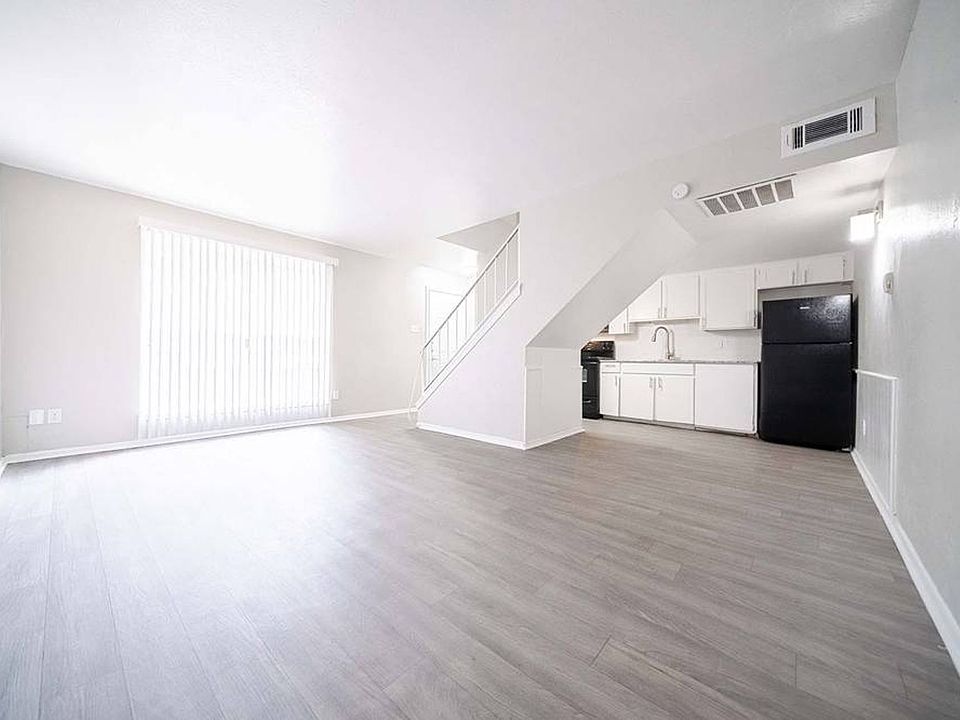 1st image of 3311 S Vernon Ave #107
