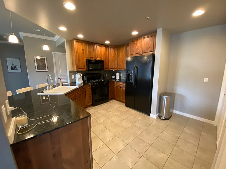 6005 Saint Moritz Dr #B — Photo 4