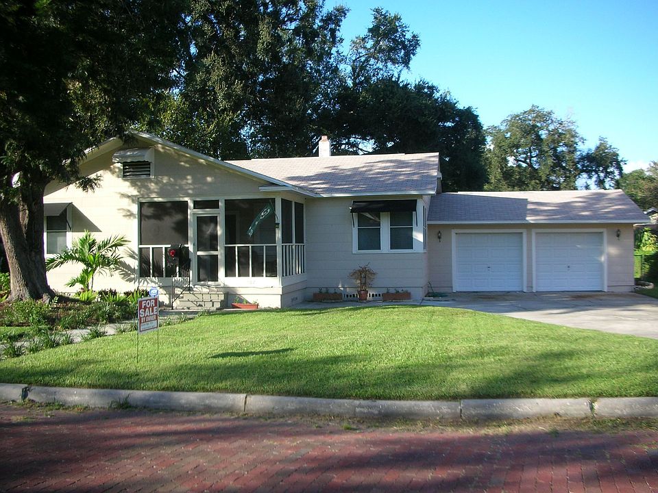 1st image of 807 W Plymouth St