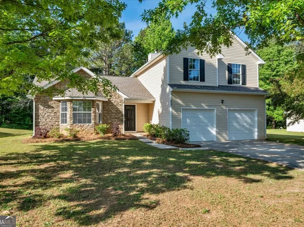 417 Grove Park Dr, Locust Grove, GA 30248