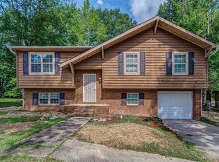 10143 Settlers Grove Rd NE, Covington, GA 30014