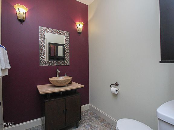 12th image of this home