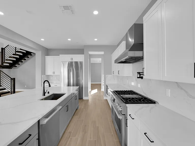 10648 Stone Ledge Ave — Photo 21