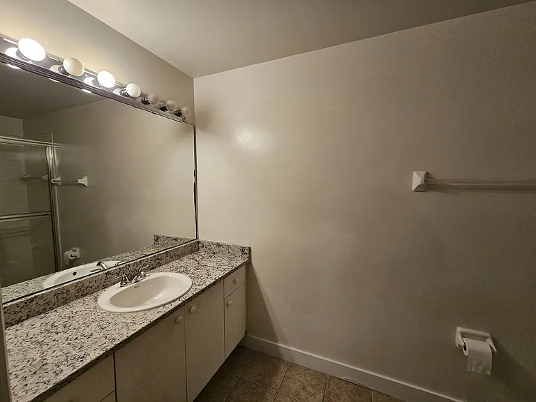 4104 Bellasol Cir #1312 — Photo 11