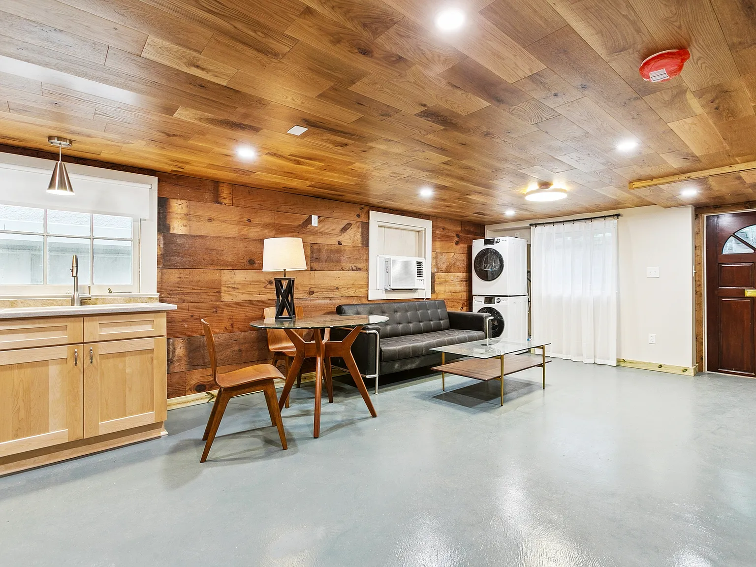 1 bed, 500 sqft, $1,250 — Photo 2