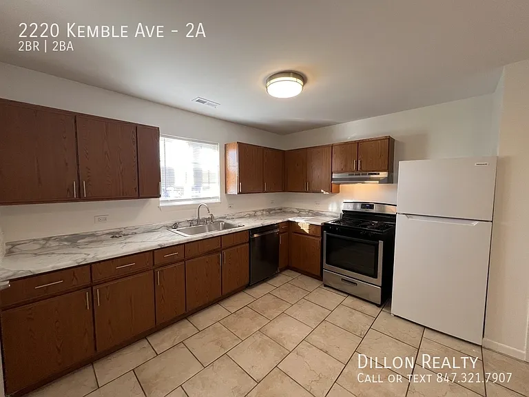 2220 Kemble Ave #2A — Photo 3