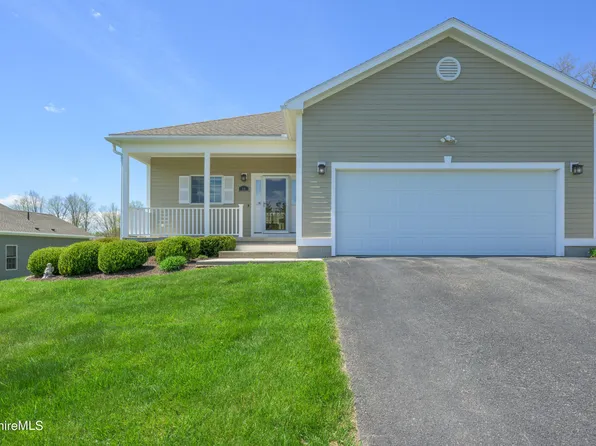 11 Cherry Hill Dr, Pittsfield, MA 01201