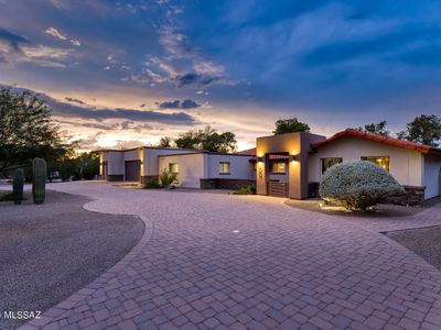 100 W Greenock Dr, Tucson, AZ, 85737