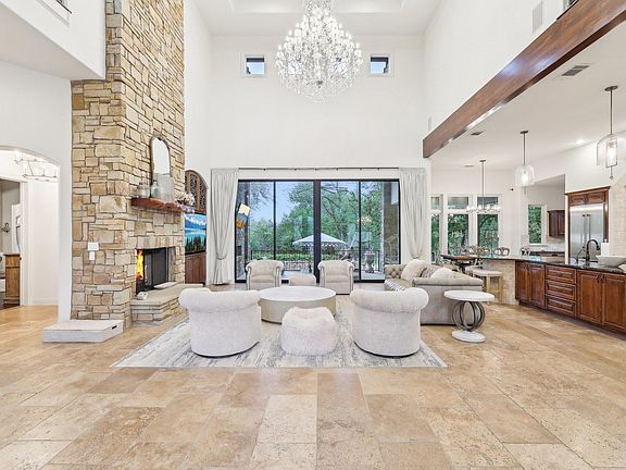5th image of 8517 Bellancia Dr