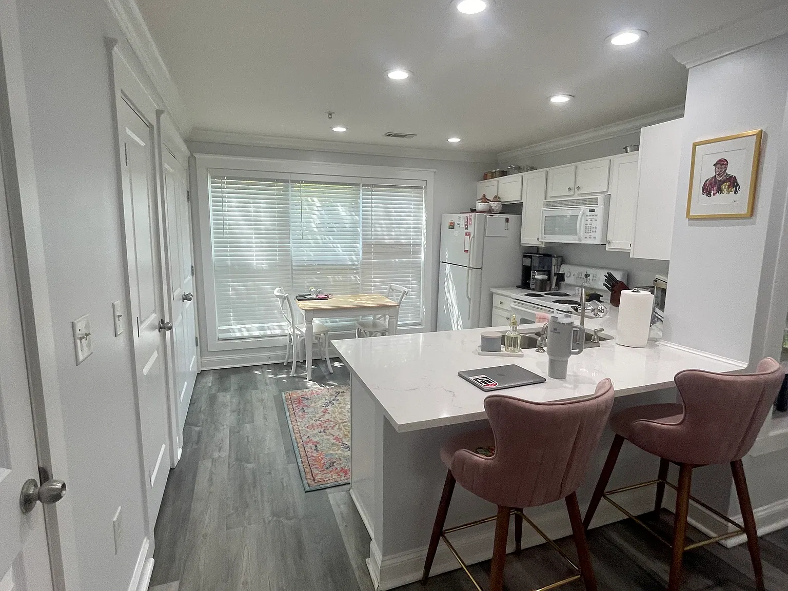 2 bed, 2.5 bath, 1168 sqft, $1,650 — Photo 1