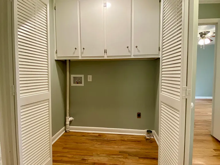 105 Park Ln — Photo 12