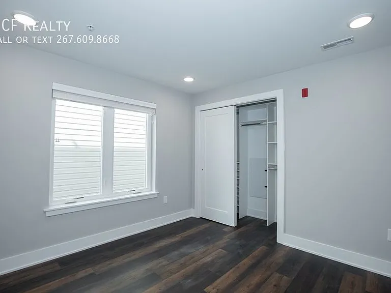817 N 20th St #10 — Photo 12