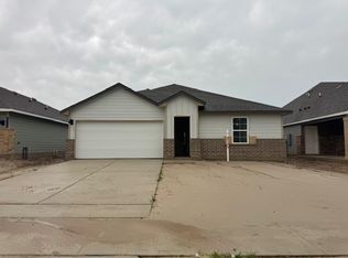 2310 Jeter Dr, Bryan, TX 77807