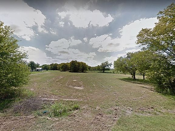 2nd image of 0 Milam Ave