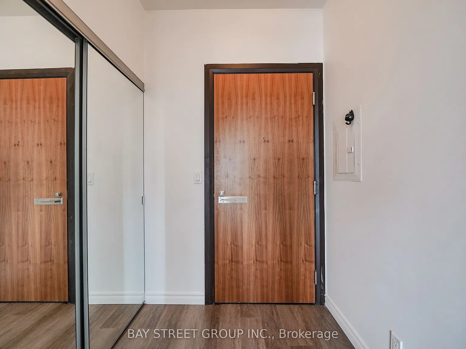 2 bed, $2,500 — Photo 3