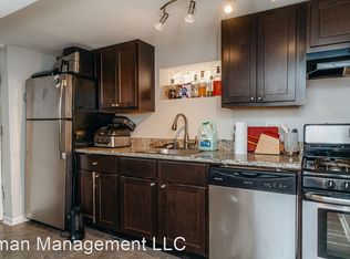 1914 W Henderson St #FG, Chicago, IL 60657