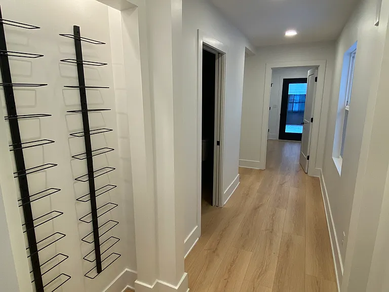 421 S Union St — Photo 19