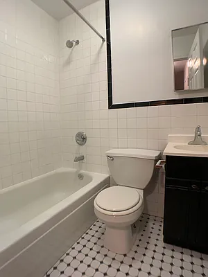 Rented by Bond New York | media 10