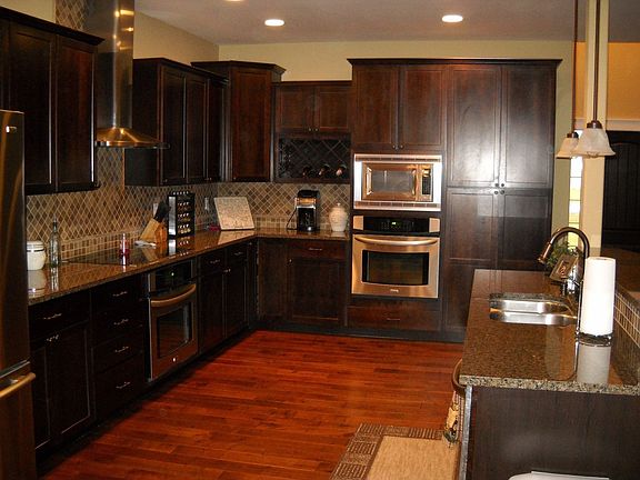 Gourmet Kitchen