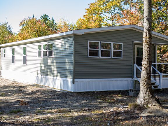 2nd image of 154 Russell Hill Road