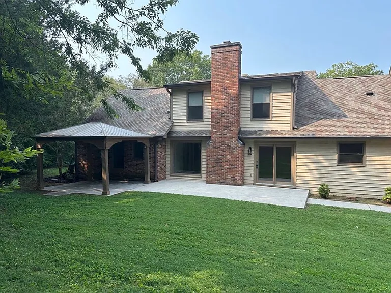 456 E Fox Den Dr — Photo 3