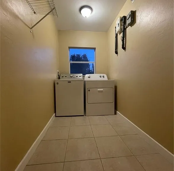 621 Joel Blvd #102 — Photo 5