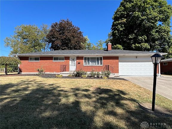 2nd image of 175 Pamela Ave