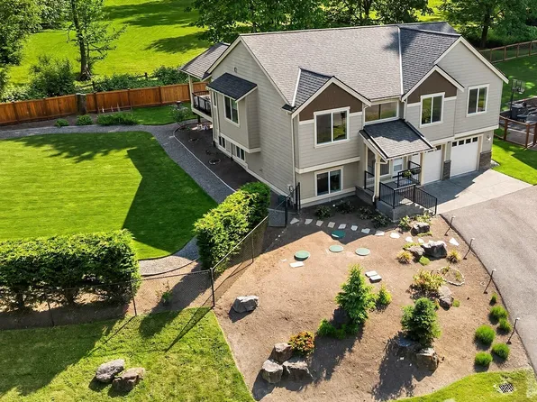 17719 NE 160th Place, Woodinville, WA 98072