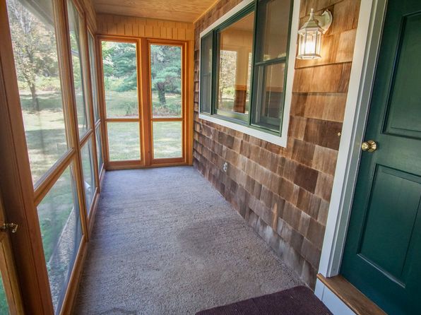 49 Conant Rd