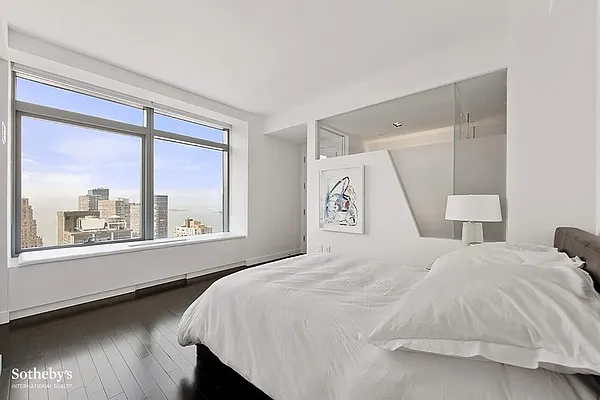 Rented by Sotheby's International Realty | media 15