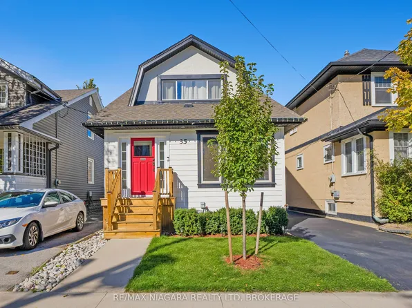 35 Lowell Ave, Saint Catharines, ON L2R 2C9