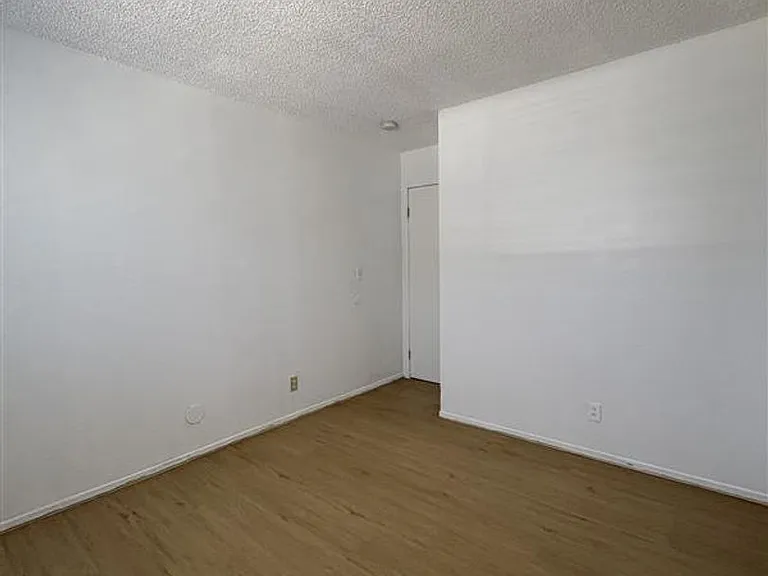 787 Cherry Ave — Photo 11