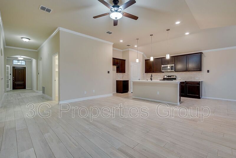 1st image of 14528 Chino Dr