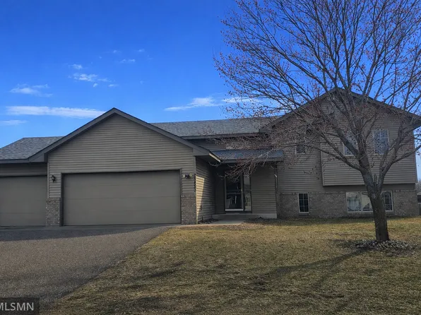 23453 Arrowhead St NW, Saint Francis, MN 55070