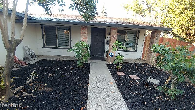 1st image of 8832 Salmon Falls Dr
