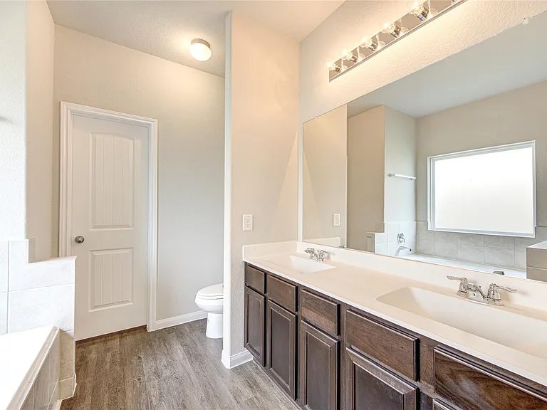 3707 W Alessano Ln — Photo 38