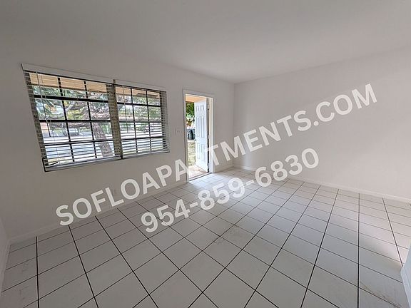4th image of 311 NW 43rd St #1