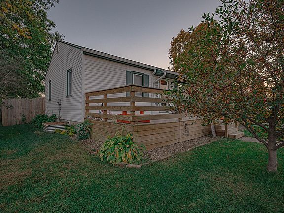 3rd image of 1428 La Plante Ave