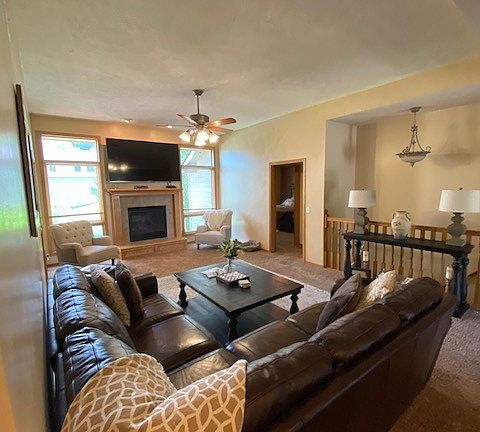 2nd image of 1603 Timber Ln