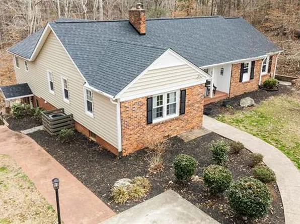 5754 Highway 20, Donalds, SC 29638