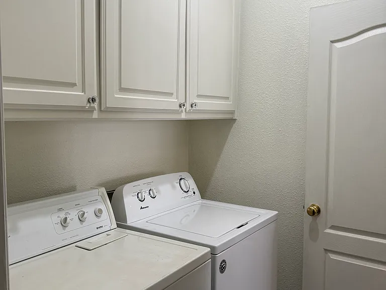 555 Southridge Way #555 — Photo 42
