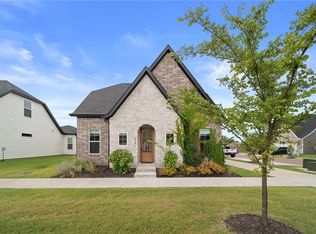 4028 W Sommerset St, Rogers, AR 72758