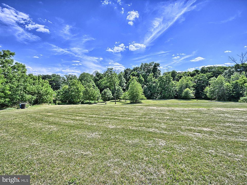 1400 Spring Valley Rd, East Greenville, PA 18041 Zillow