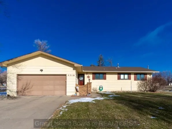 4318 Lariat Ln, Grand Island, NE 68803