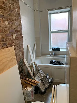 Rented by Salon Realty Corp | media 10