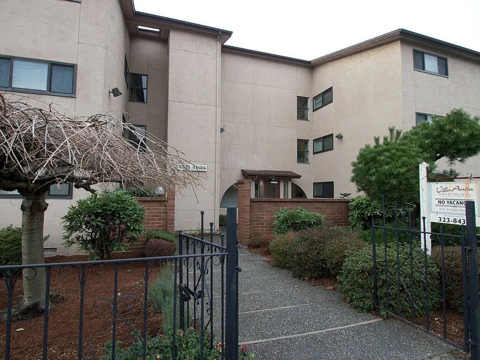 Villa Anita 2231 Franklin Ave E