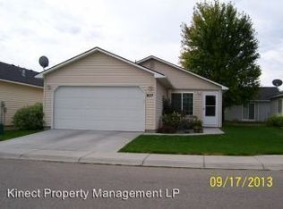 807 E Cottage Ave, Nampa, ID 83686