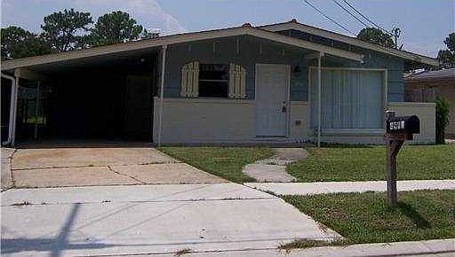 1st image of 4916 Sandalwood St
