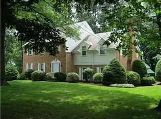 1937 Menold Dr, Allison Park, PA 15101