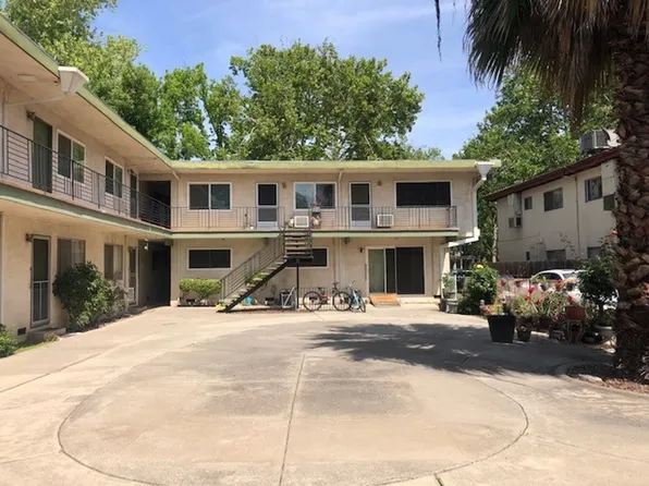 Bidwell Manor Apartments, 1045 Esplanade #C0e71b040, Chico, CA 95926